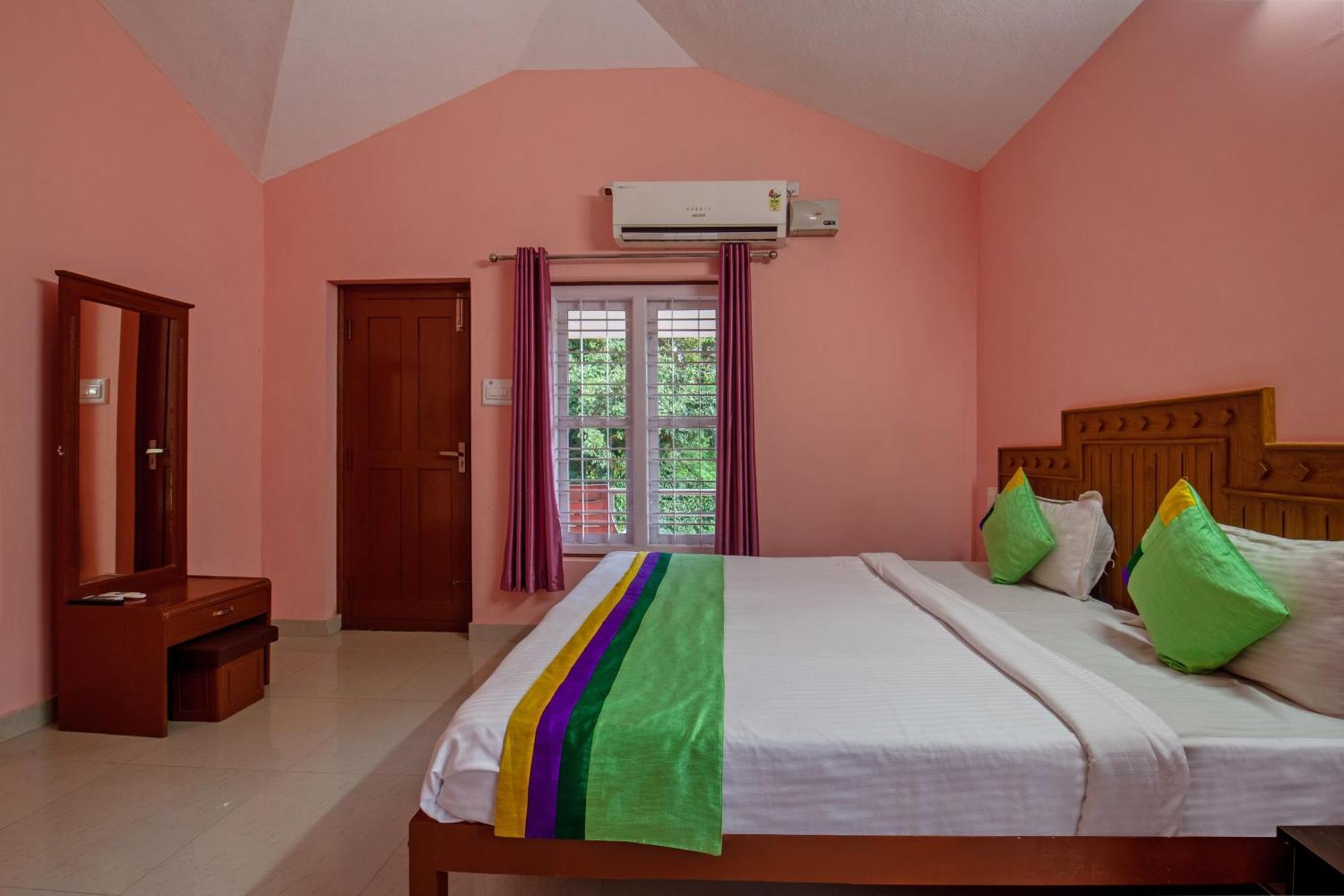 Treebo Yajna Comforts KODAGU Esterno foto